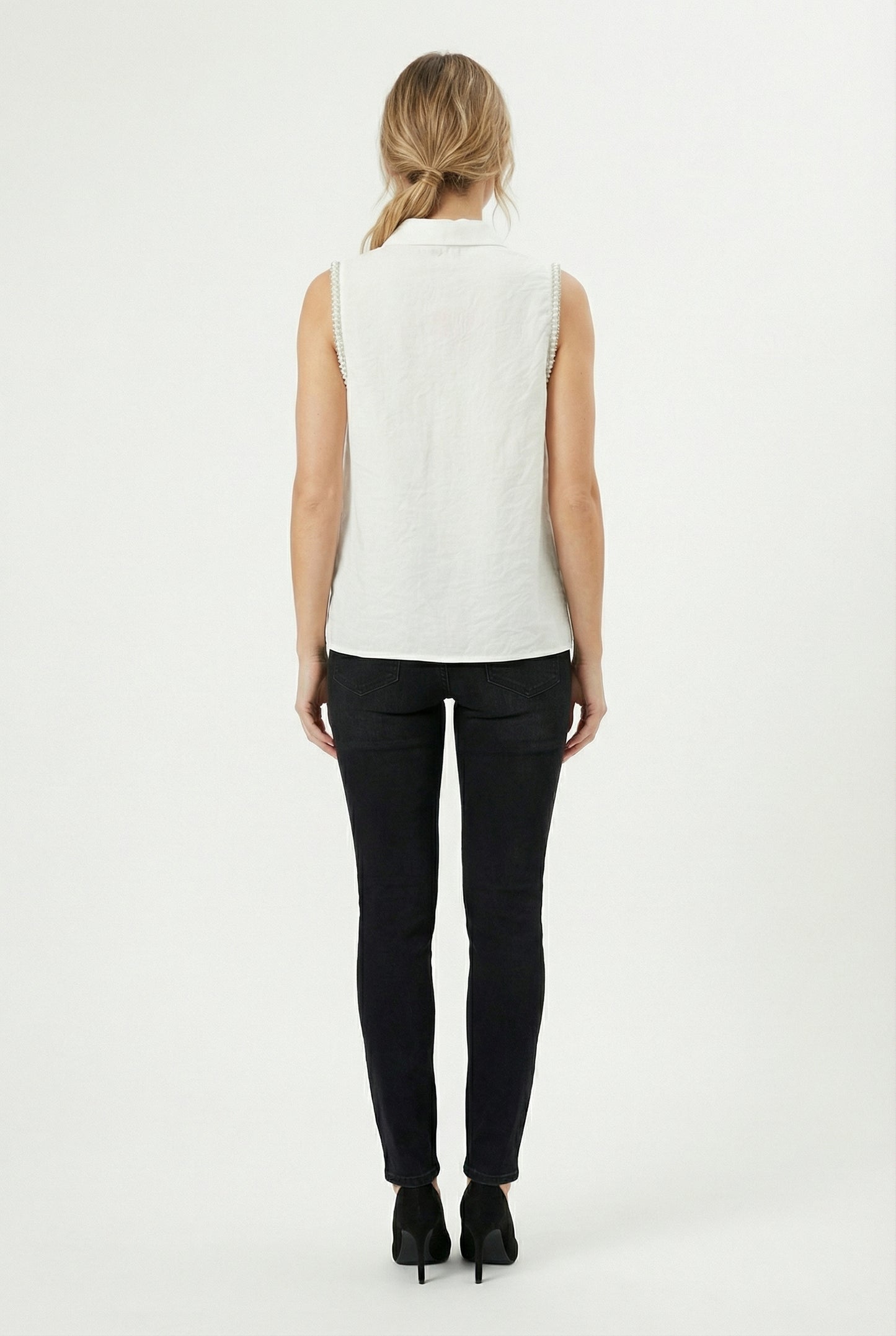 Women's Love & Piece Sleeveless Button-Down Top with Bead Trim