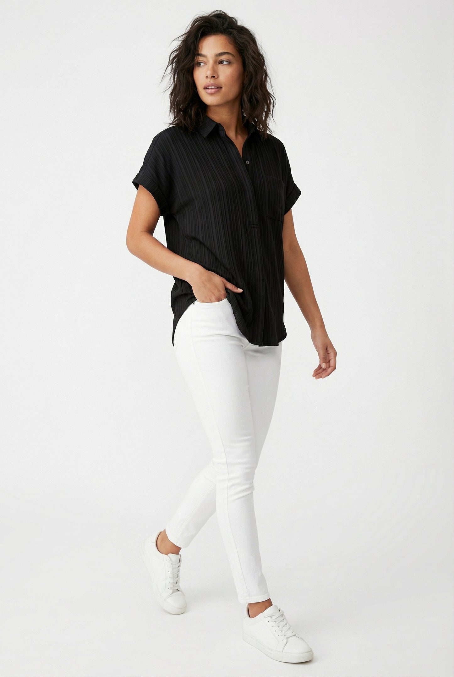 Women's Love & Piece Short-Sleeve Button-Up Shirt with Pocket
