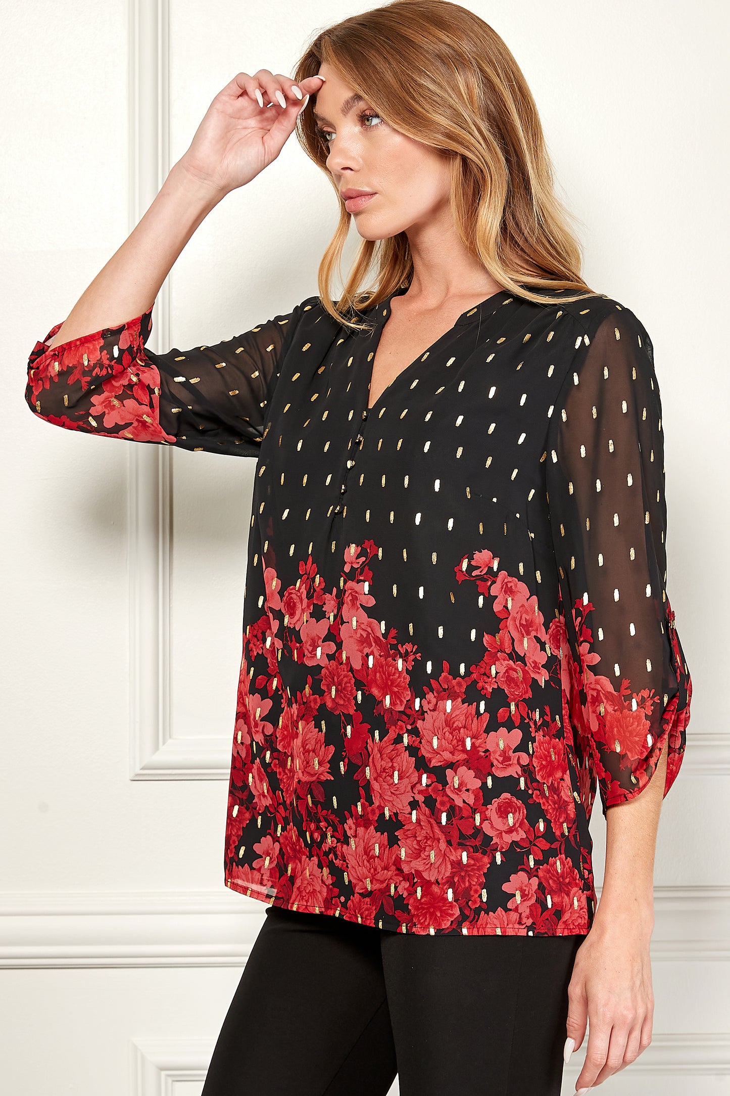 Three Quarter Button Tab Sleeve Modern Collar Popover Top