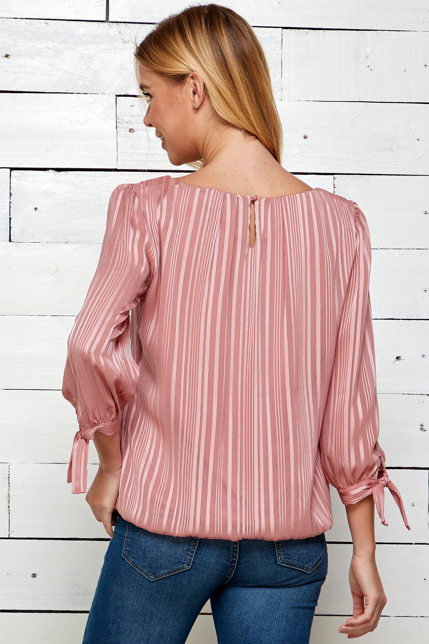 Three Quarter Tie Sleeve Bubble Top