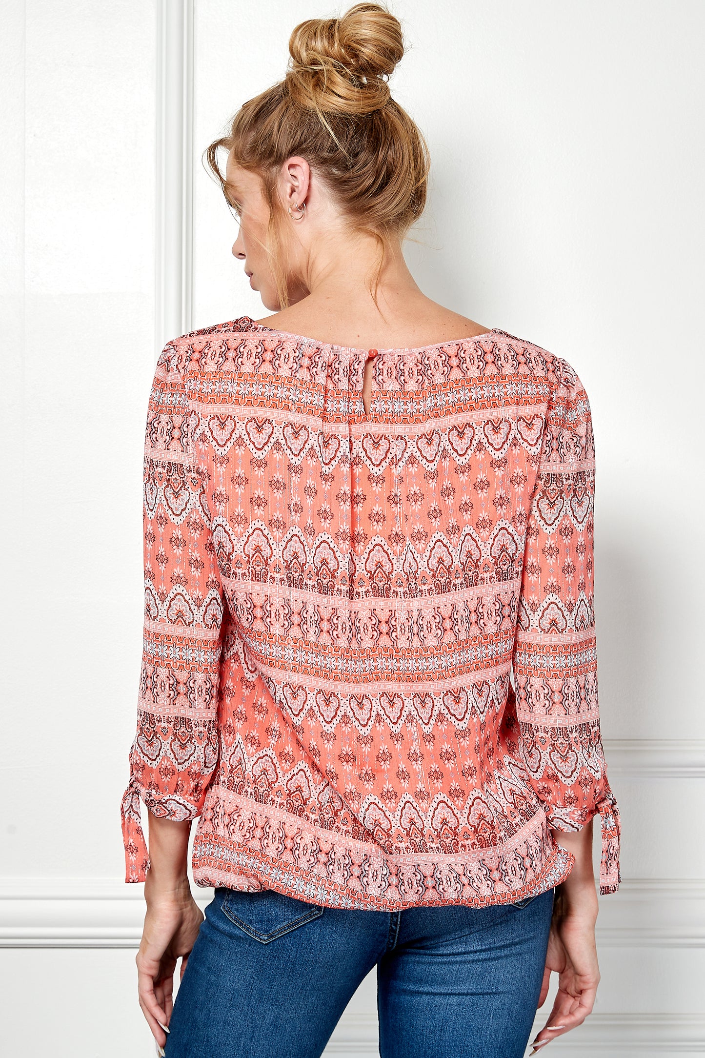 Three Quarter Tie Sleeve Bubble Top