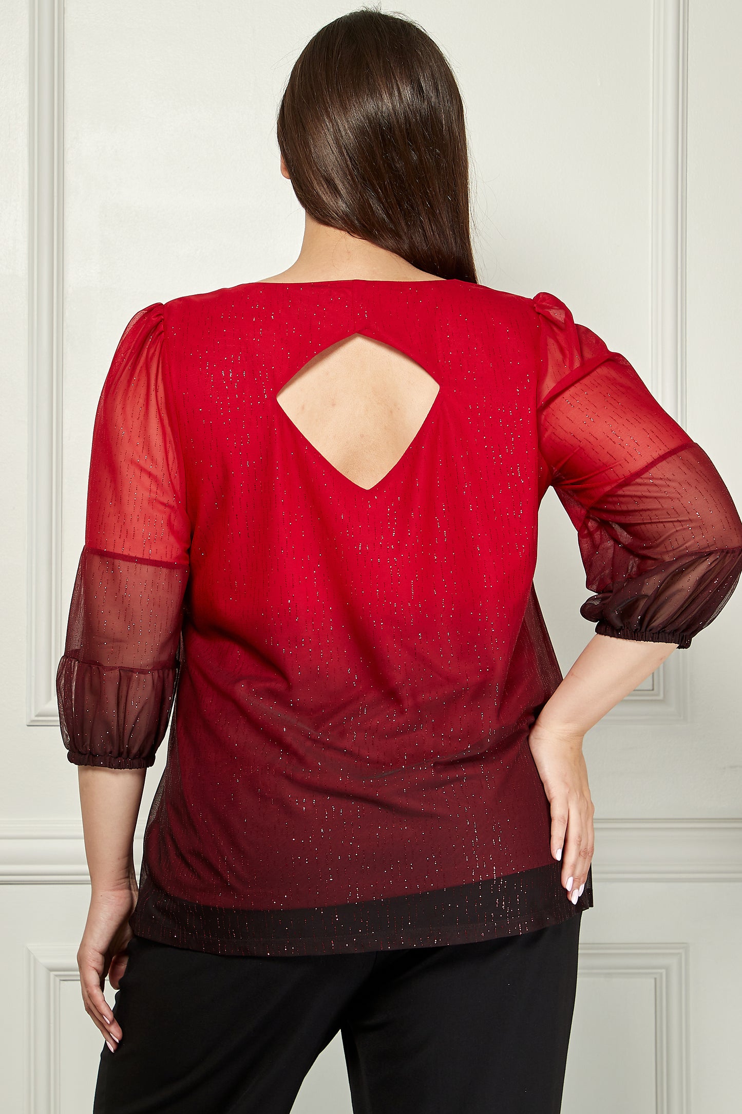 Plus Double Bubble Sleeve Cutout Back Detail Popover Top