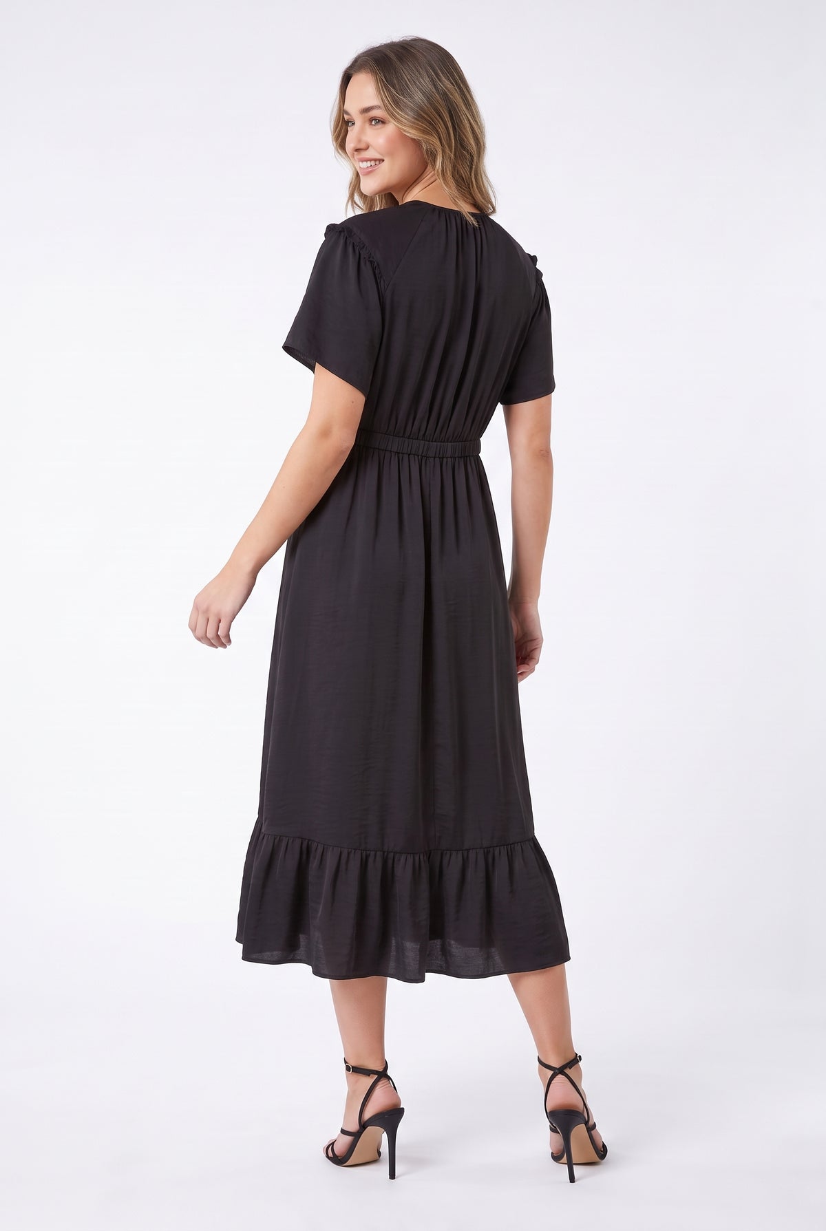 model_back_full_body_1789839990698.jpeg