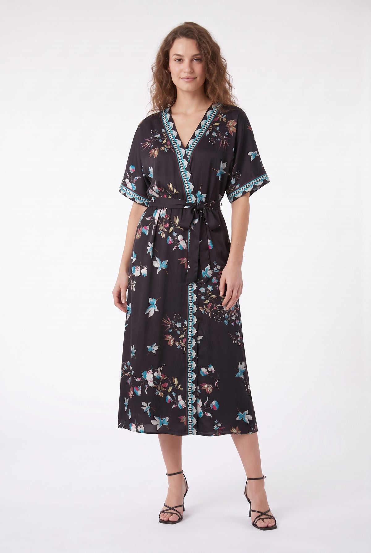 model_front_full_body_1790806469621.jpeg