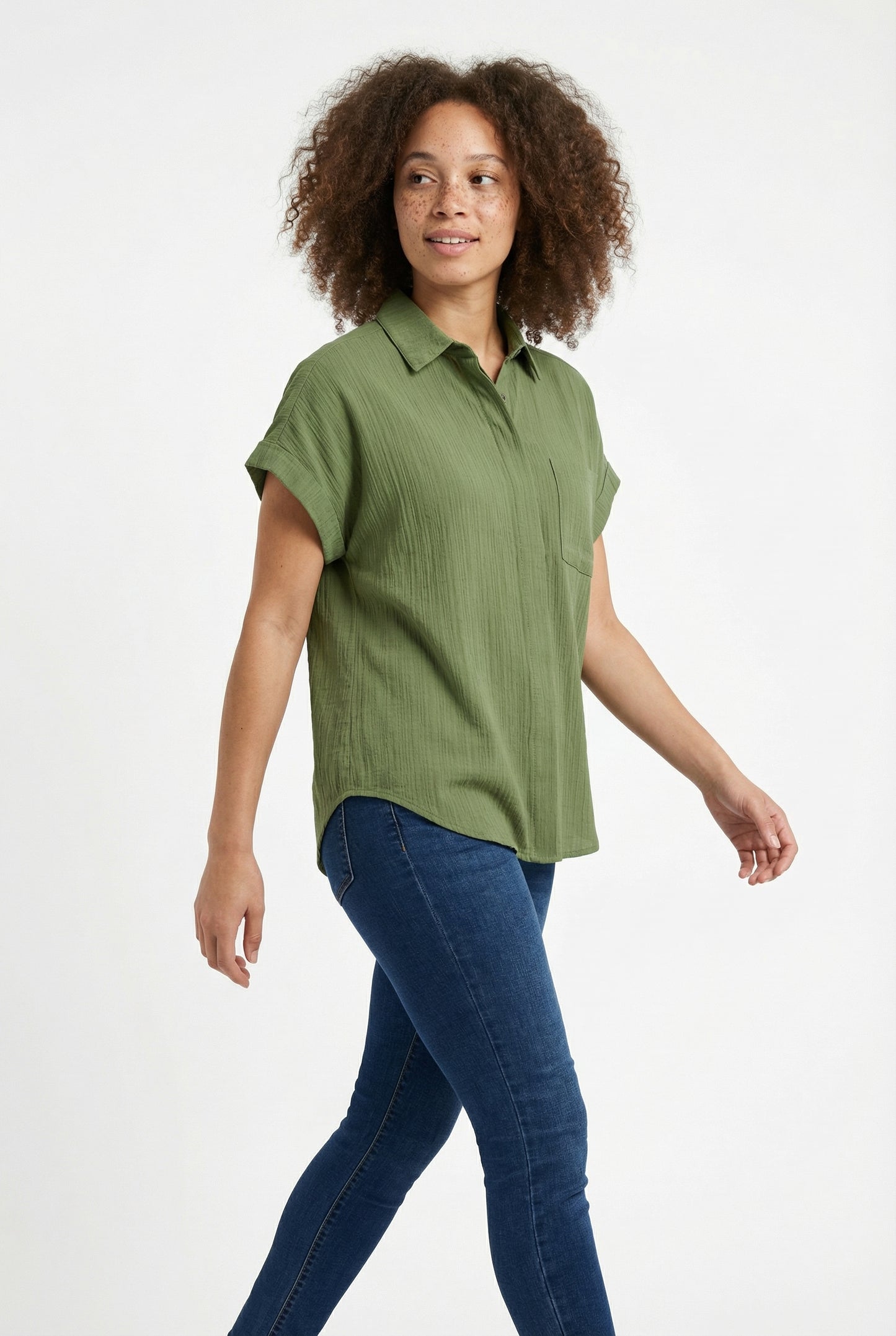 Women's Love & Piece Short-Sleeve Button-Up Shirt with Pocket