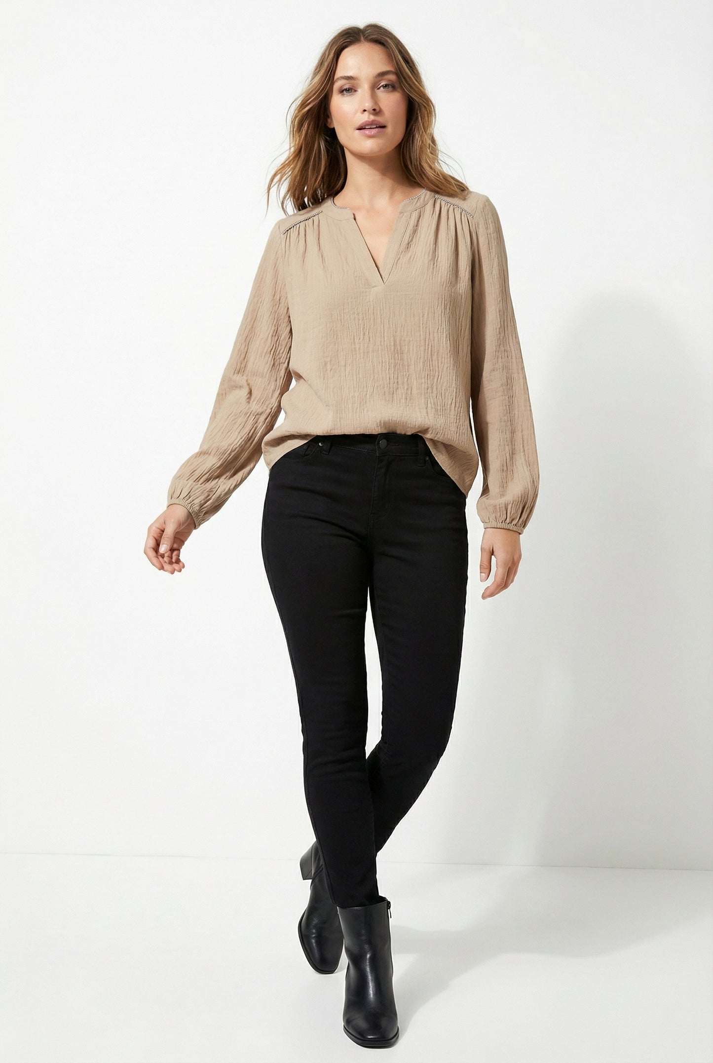 Women's Lily Star Effortless Sparkle Split Neck Blouse