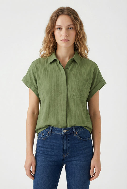 Women's Love & Piece Short-Sleeve Button-Up Shirt with Pocket