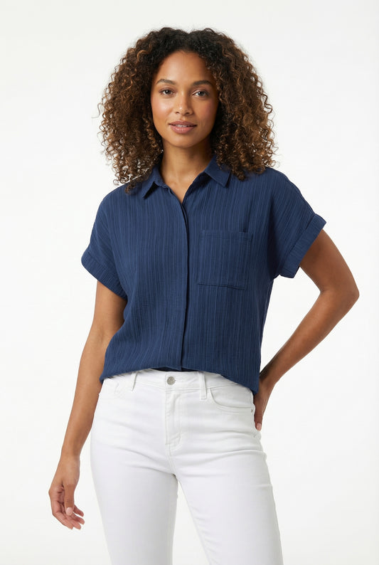Women's Love & Piece Short-Sleeve Button-Up Shirt with Pocket